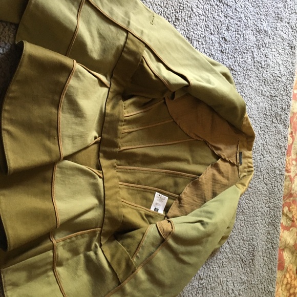 Blazer - Picture 3 of 5